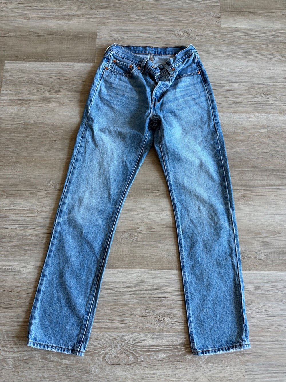 Levi's 501 Women's Straight Leg Jeans size 26